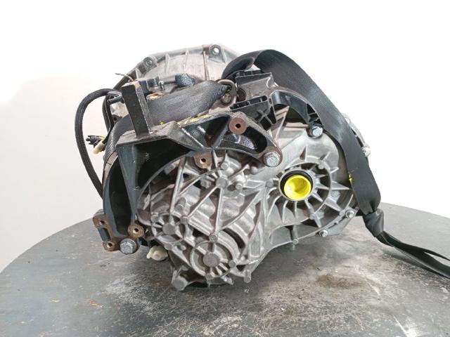 PF6054 Renault (RVI)