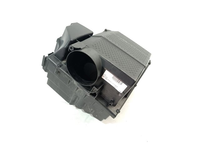PHB000498 Land Rover