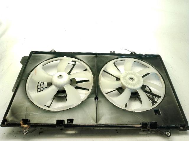 Difusor do radiador de esfriamento, montado com motor e roda de aletas PYFV15025 MAZDA