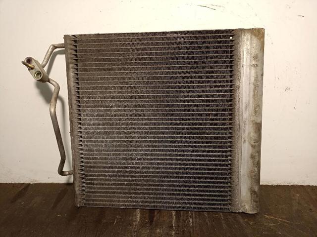 Radiador de aparelho de ar condicionado Q0001632V004000000 MERCEDES