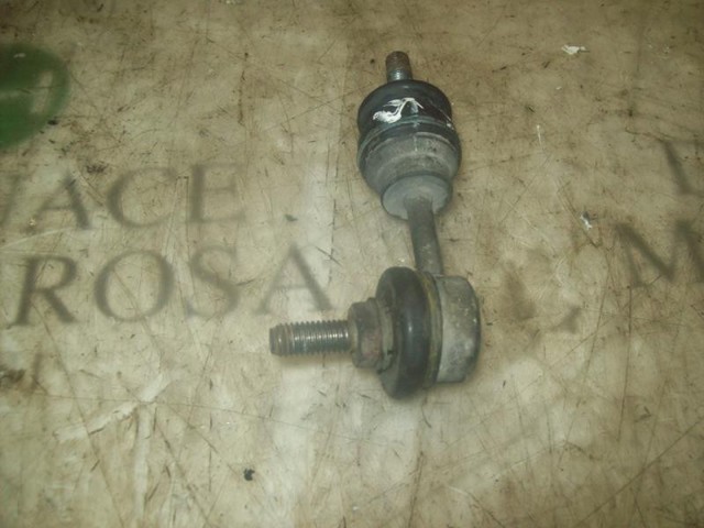 Montante de estabilizador dianteiro Q0005102V004000000 MERCEDES
