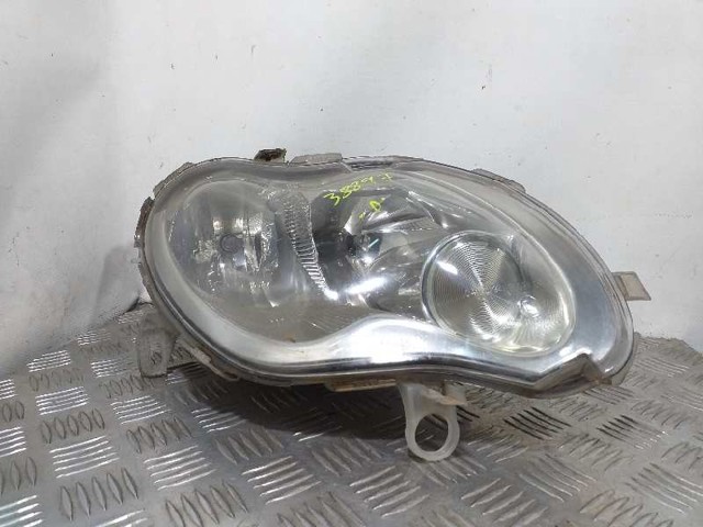 Luz direita Q0013466V001000000 MERCEDES