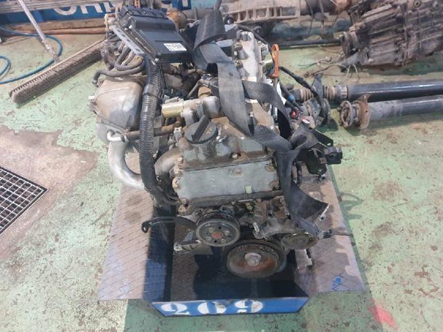 Motor montado QG15DE NISSAN