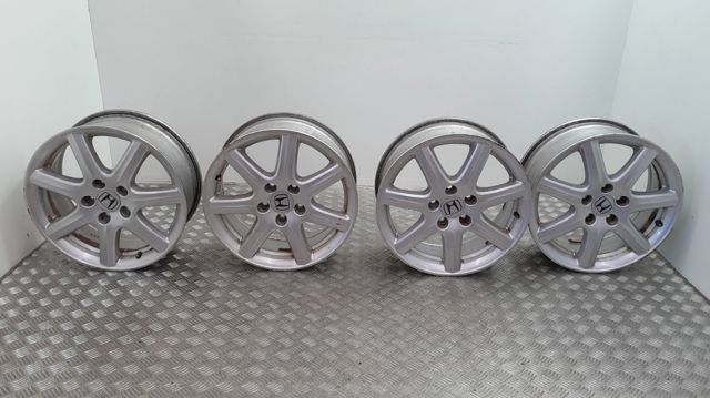 R17 Honda