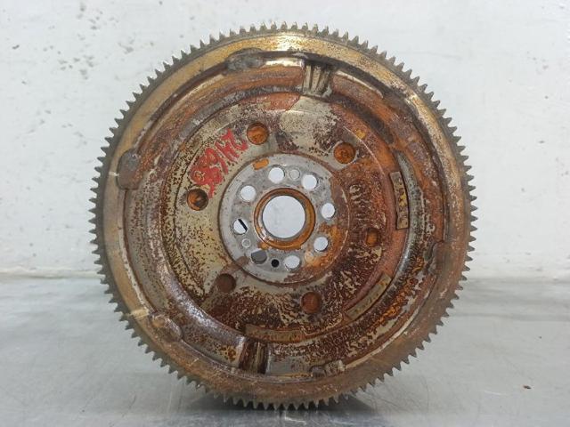 Volante de motor R2A116610B MAZDA