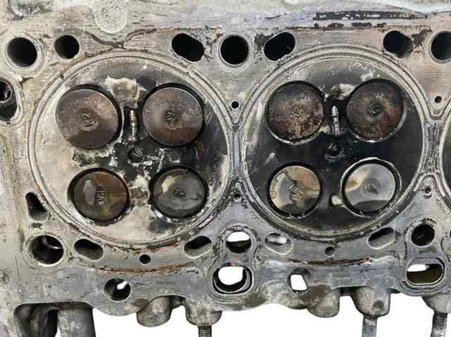 R2AA10100 Mazda