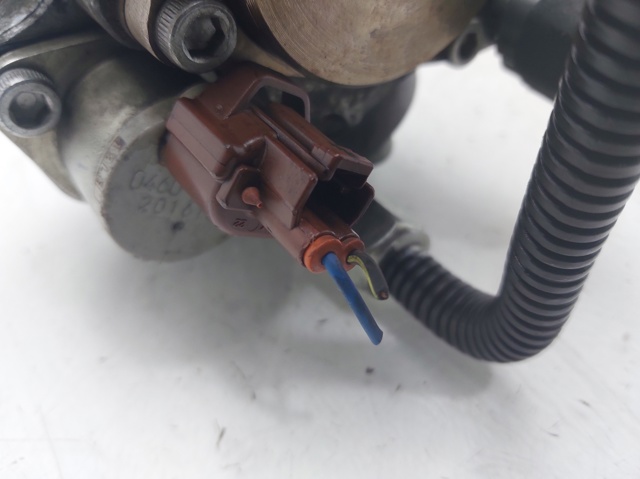 R2AA13800 Mazda