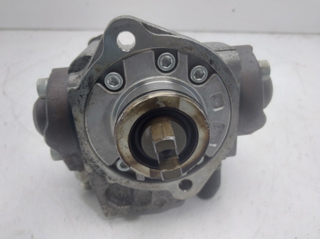 R2AA13800 Mazda