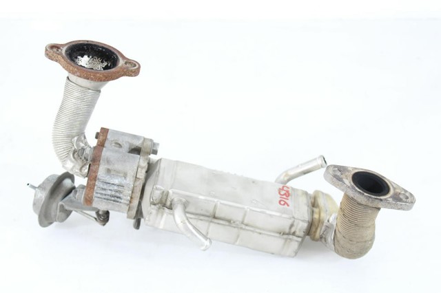 Radiador do sistema EGR de recirculação dos gases de escape R2AA20304 MAZDA