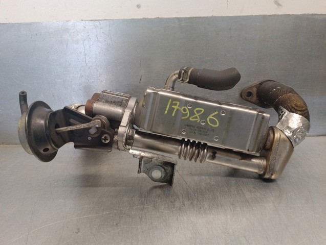 R2AA20304 Mazda