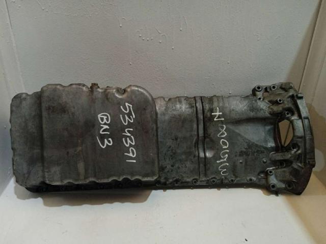 Panela de óleo de cárter do motor R6060140502 MERCEDES