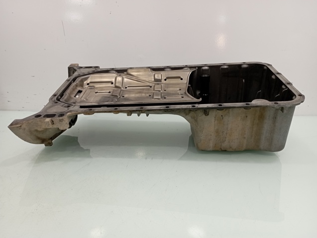 Panela de óleo de cárter do motor R6110140002 MERCEDES