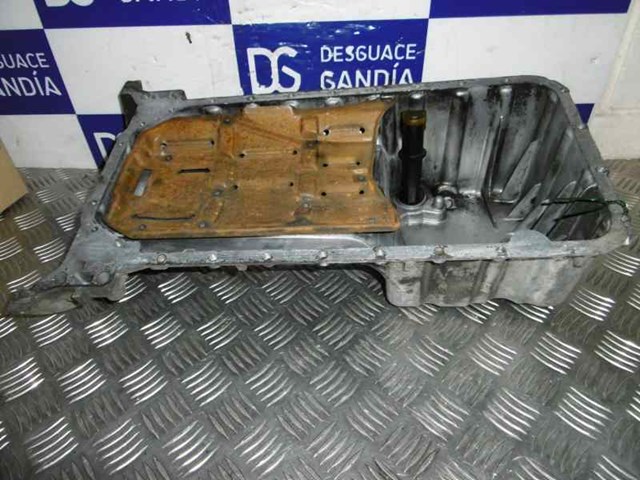 Panela de óleo de cárter do motor R6110140002 MERCEDES