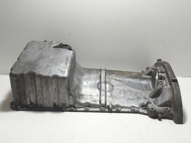 Panela de óleo de cárter do motor R6110140002 MERCEDES