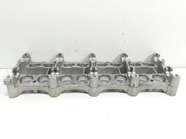 R6110160504 Mercedes