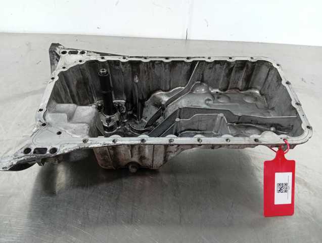 Panela de óleo de cárter do motor R6460141002 MERCEDES