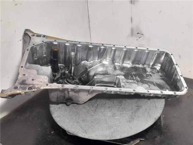 Panela de óleo de cárter do motor R6470140302 MERCEDES