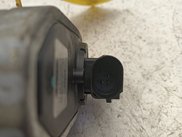 Válvula EGR de recirculação dos gases RE8C1Q9D475BA FORD