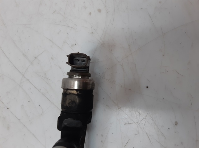 Injetor de injeção de combustível RF8G13H50 MAZDA