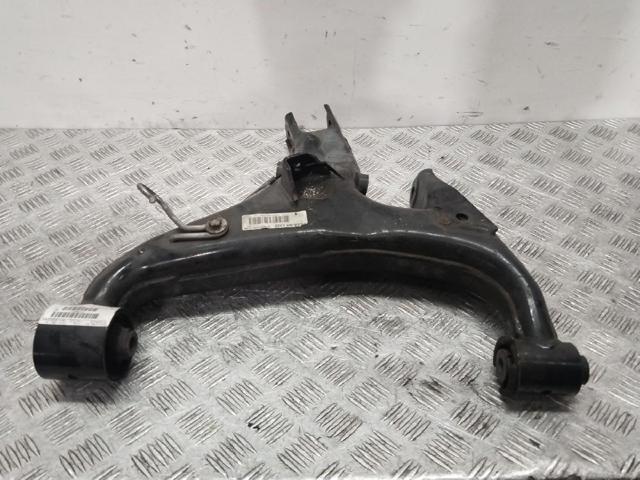Braço oscilante inferior direito de suspensão traseira RGG500303 LAND ROVER