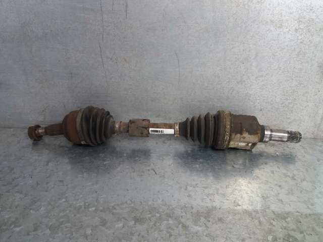 Semieixo (acionador) dianteiro esquerdo RL668919AA CHRYSLER