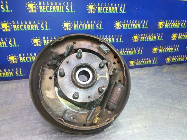Pino moente (extremidade do eixo) traseiro esquerdo RLH101272 LAND ROVER