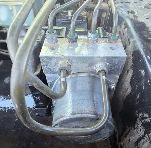 SRB500174 Land Rover