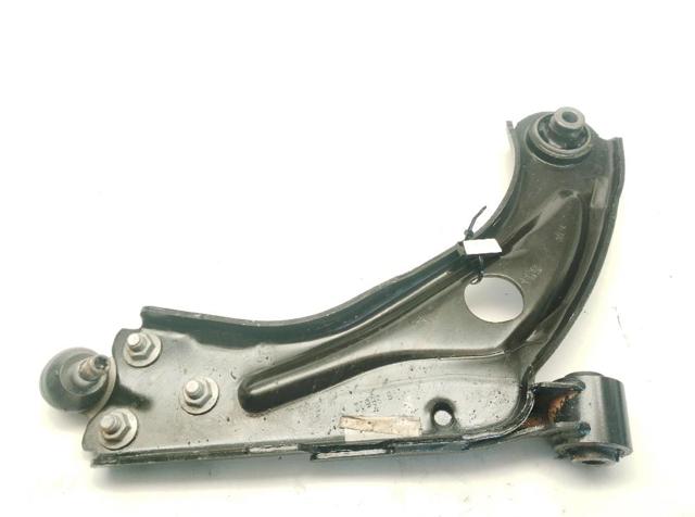Braço oscilante inferior direito de suspensão dianteira SU001B4136 TOYOTA