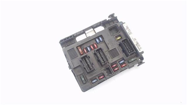 Unidade de dispositivos de segurança T118470003J PEUGEOT