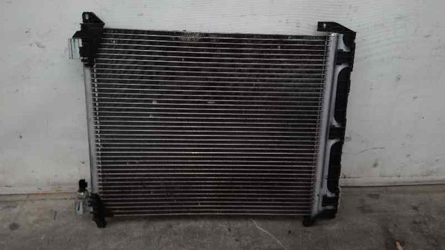 Radiador de aparelho de ar condicionado T8259001 NISSAN