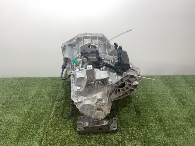 TL4B045 Renault (RVI)