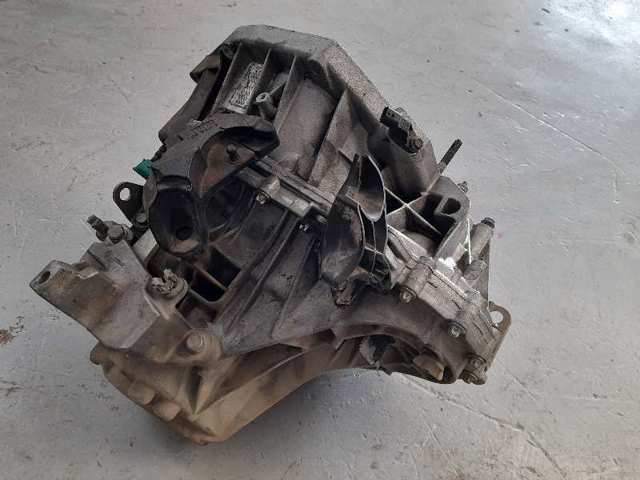 TL4K9S2 Renault (RVI)