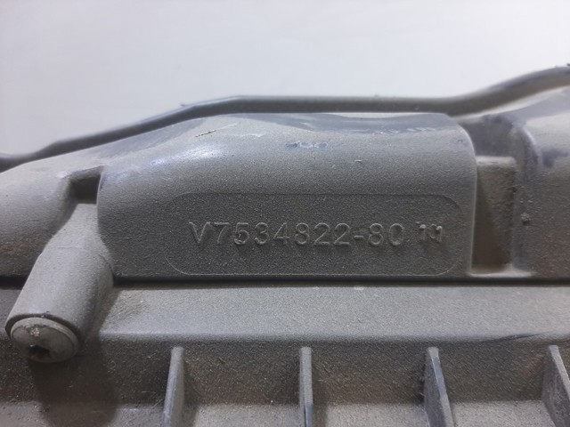 V753482280 BMW