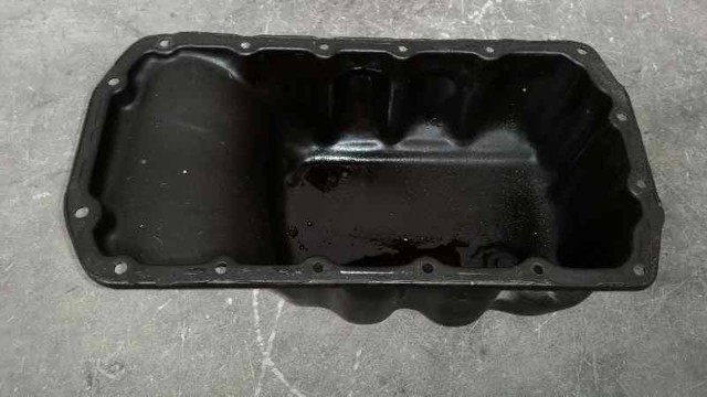 Panela de óleo de cárter do motor V755048380 PEUGEOT
