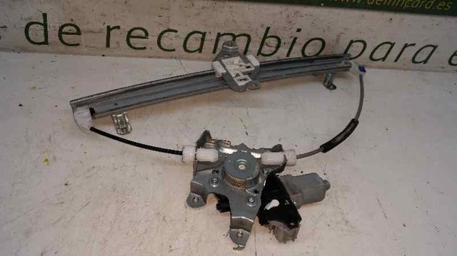 Motor de acionamento de vidro da porta dianteira direita WR07139 NISSAN