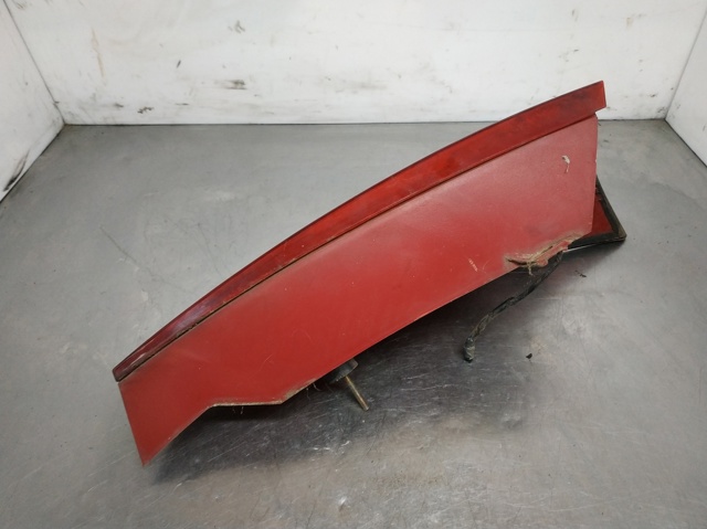 Lanterna traseira esquerda XS4113405A FORD