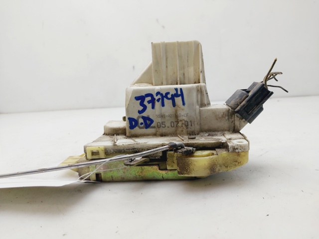 XS41A21812CF Ford