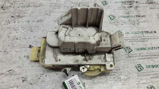 Fecho da porta traseira direita XS41A26412CF FORD