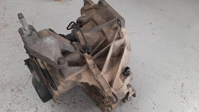 XS4R7002FC Ford