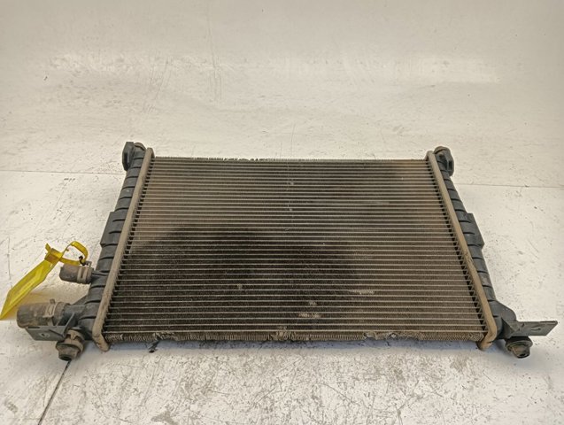 Radiador de esfriamento de motor XS6H8005FA FORD
