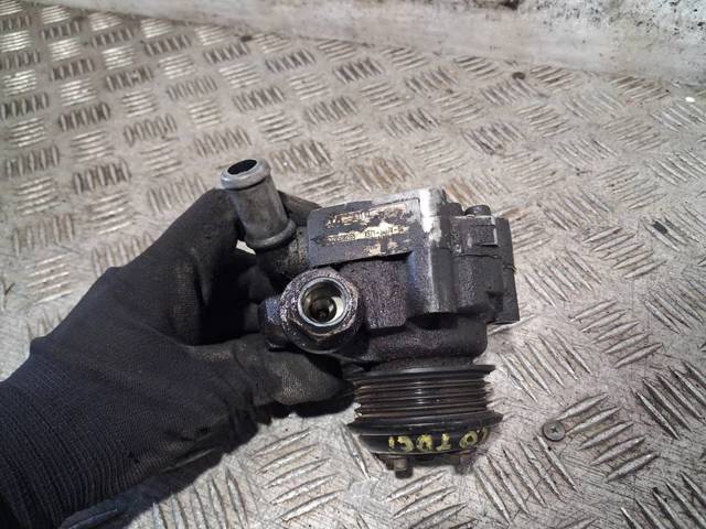 XS713A674BE Ford