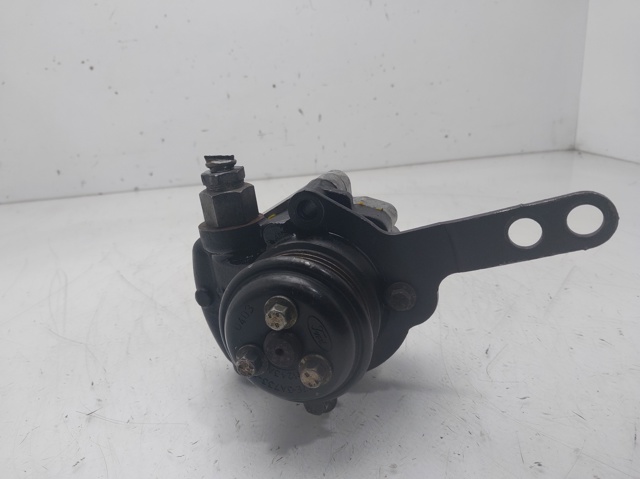 XS713A674BE Ford