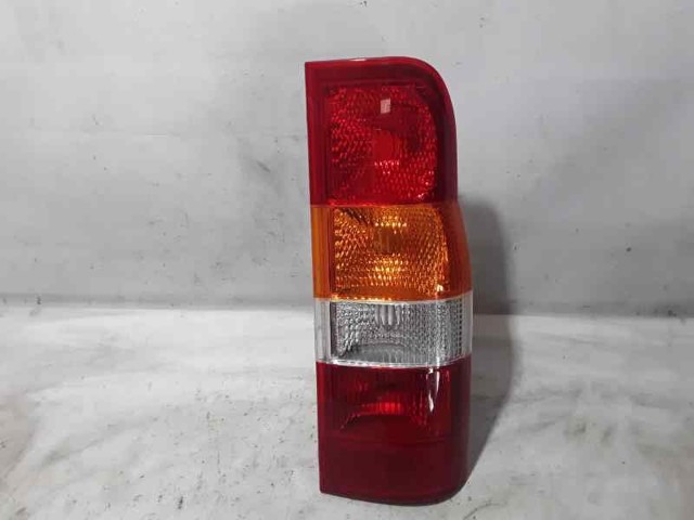 Lanterna traseira direita YC1513404AG FORD