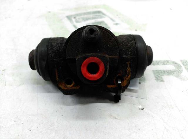 Cilindro traseiro do freio de rodas de trabalho YC152261AA FORD