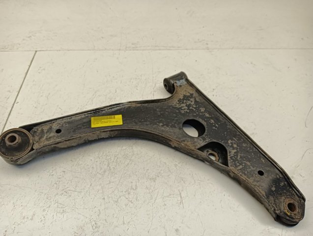 Braço oscilante inferior esquerdo de suspensão dianteira YC153A053AL FORD