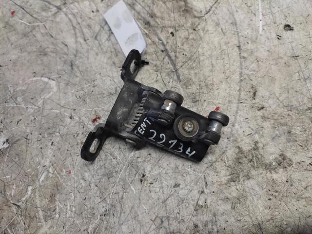 YC15V268B40AL Ford