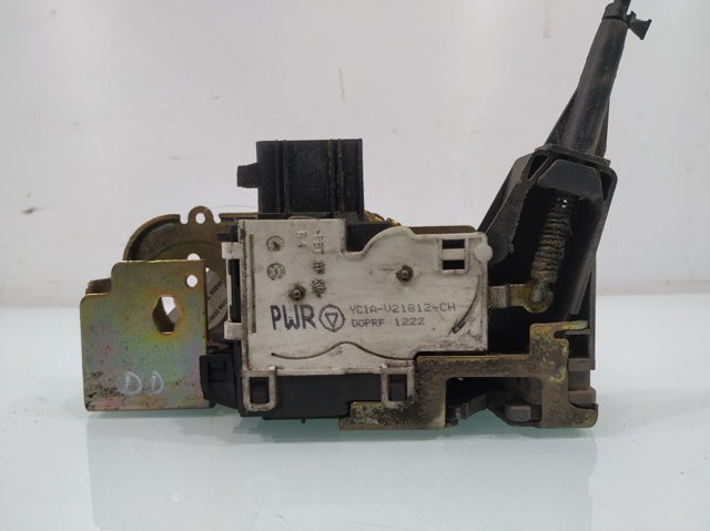 YC1AV21812CH Ford