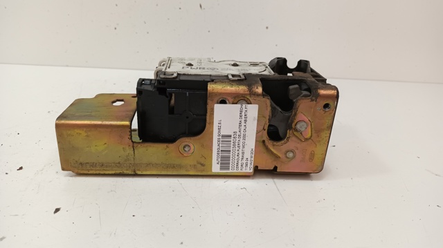 Fecho da porta dianteira direita YC1AV21812CH FORD
