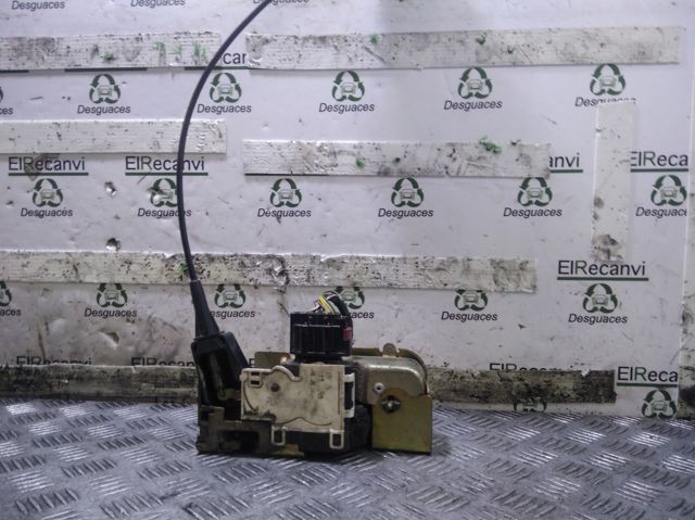 Fecho da porta dianteira esquerda YC1AV21813BL FORD