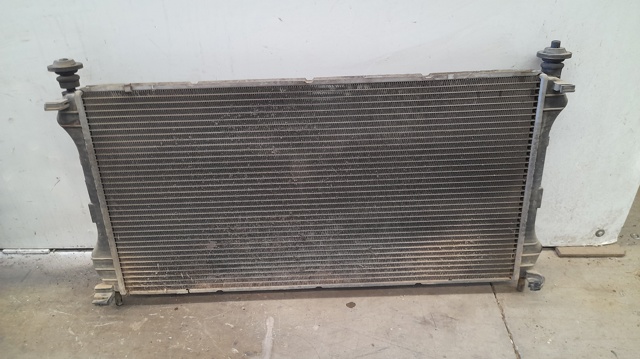 Radiador de esfriamento de motor YC1H8005CF FORD